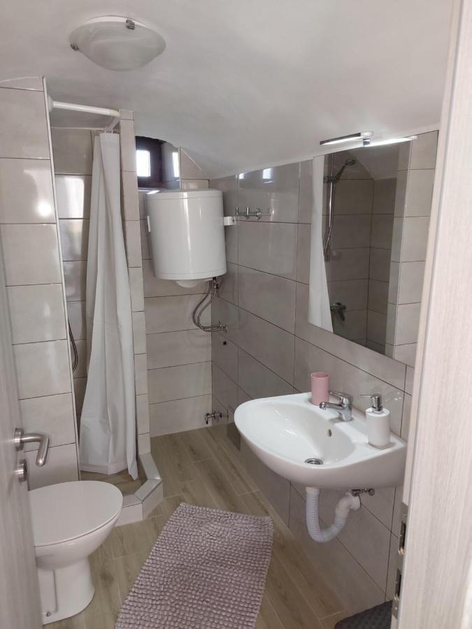 Apartman Biba Lubenice Exterior photo