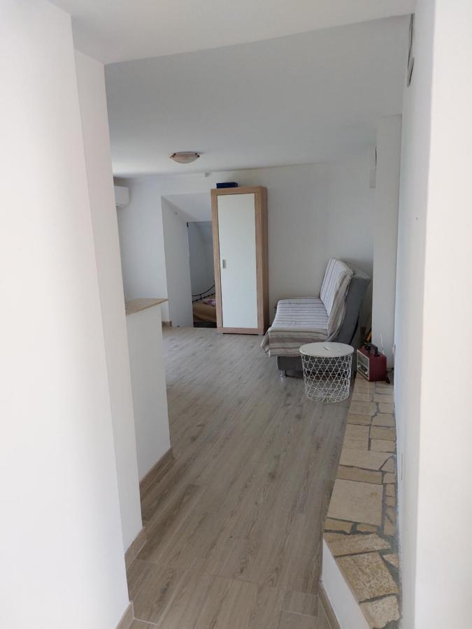 Apartman Biba Lubenice Exterior photo
